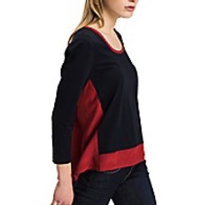Women’s long sleeve top